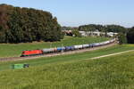 1116 090 mit einem Kesselwagenzug aus Salzburg kommend am 23. September 2026 bei Axdorf im Chiemgau.