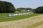 4010 023 aus Wien kommend am 13. Juni 2025 bei Axdorf im Chiemgau.